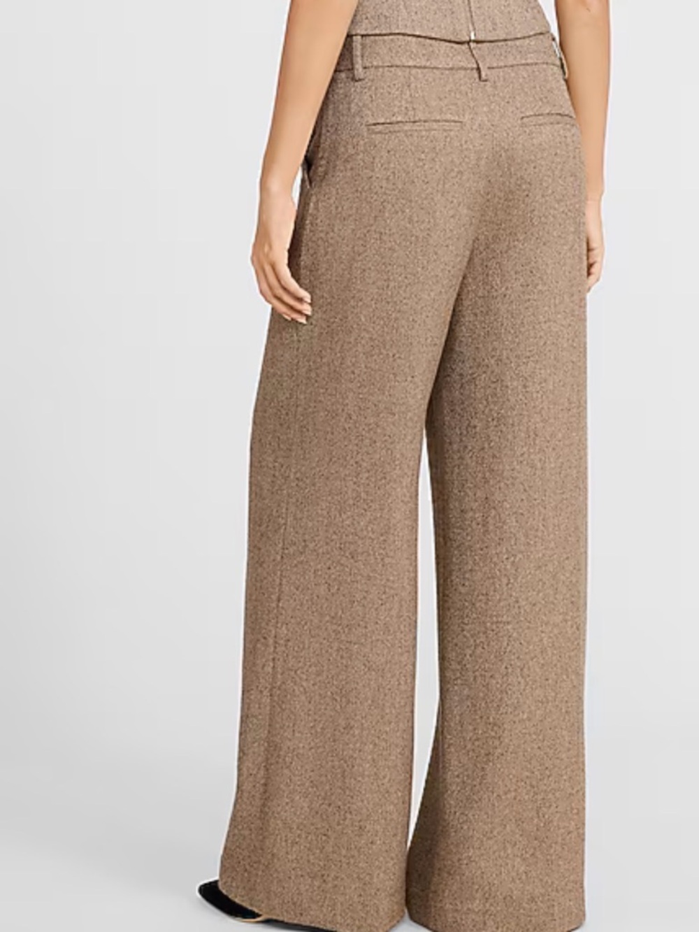 Express Editor Textured Herringbone Mid Rise Wide Leg Pant - Picture 3 of 9